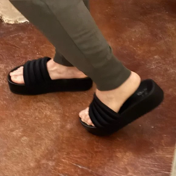 Mix No. 6 Cortlynn Platform Slides 38.5/8 Black - Picture 3 of 14